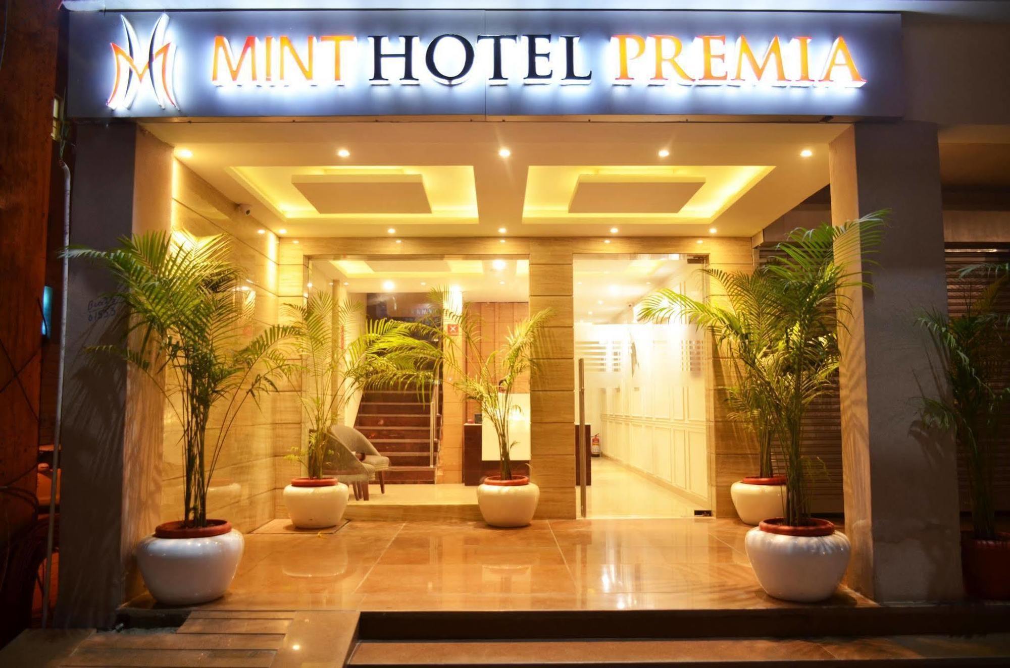 Mint Hotel Premia Chandigarh, Zirakpur Εξωτερικό φωτογραφία