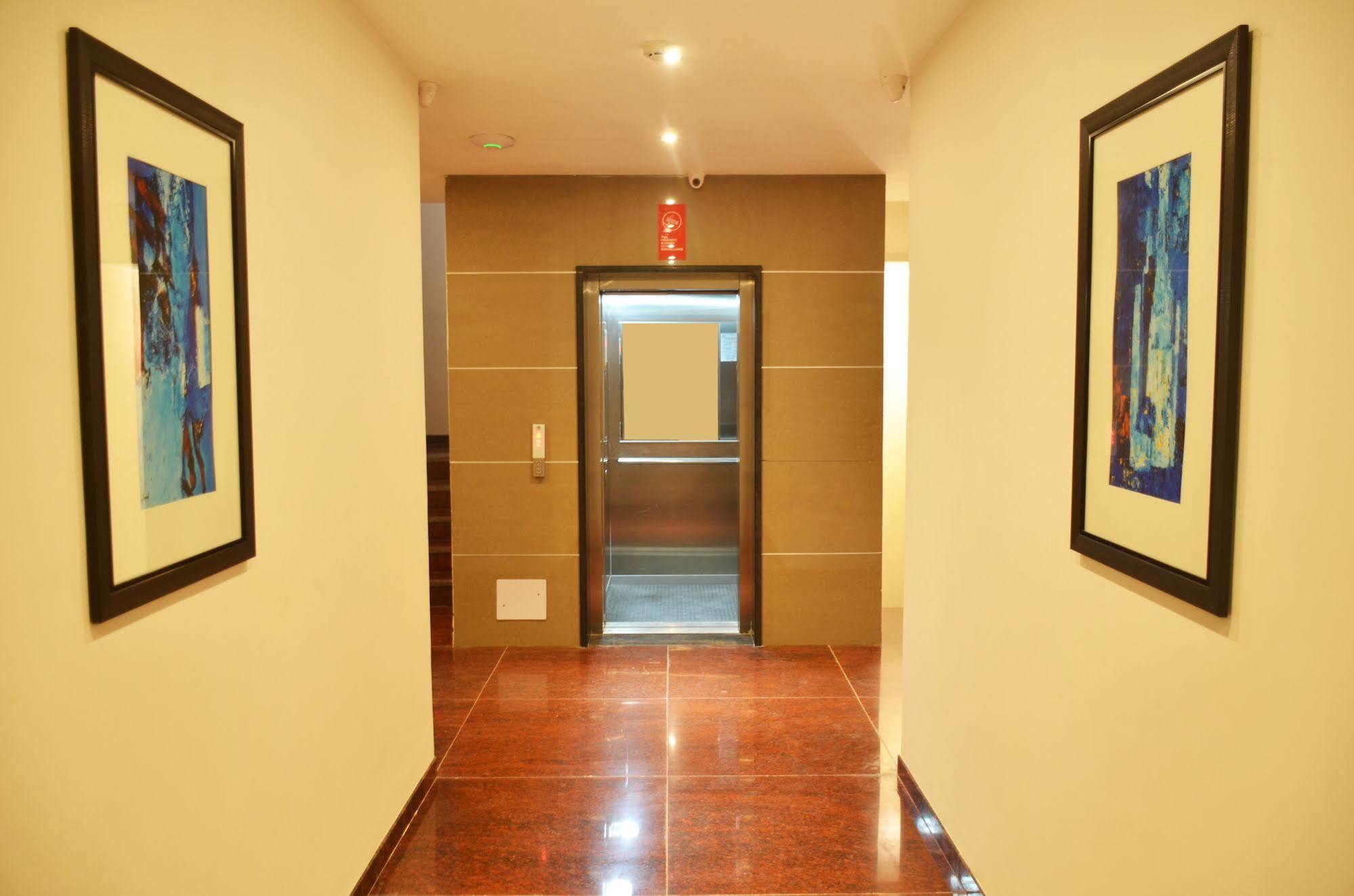 Mint Hotel Premia Chandigarh, Zirakpur Εξωτερικό φωτογραφία